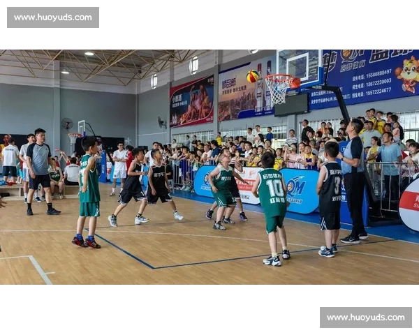 以拼搏协作与公平竞争诠释篮球赛场精神力量时代青春梦想与荣耀追求