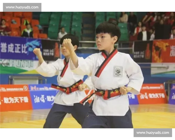 林秋楠比赛视频解析少年武术天才赛场高光与成长瞬间实战技法全面展现